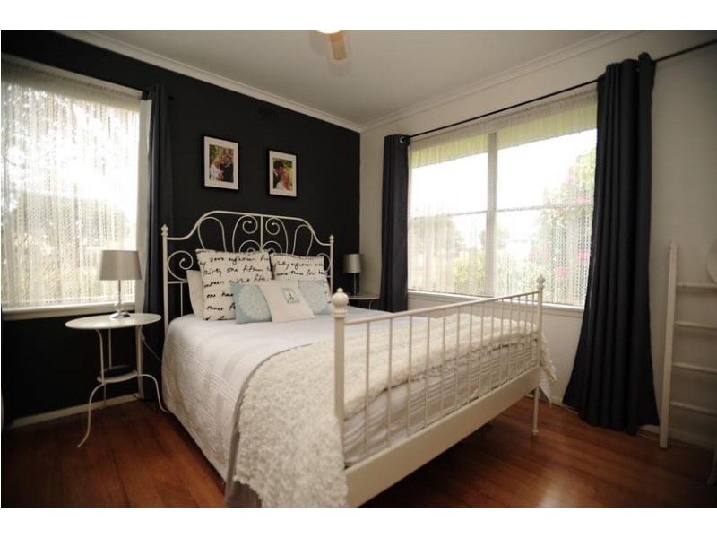 10 Pettit Street, Warragul VIC 3820