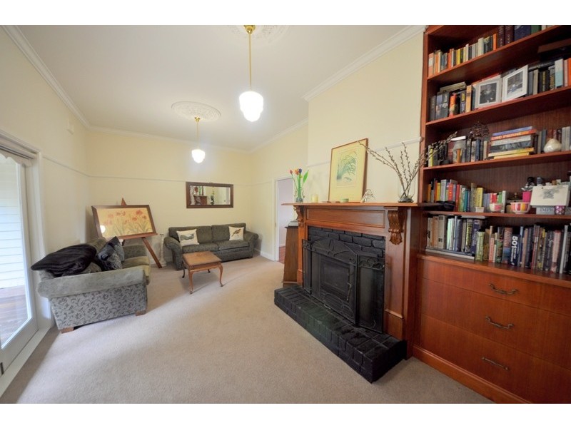 25 Gibson Road, Warragul VIC 3820