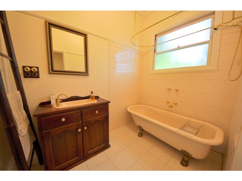 25 Gibson Road, Warragul VIC 3820