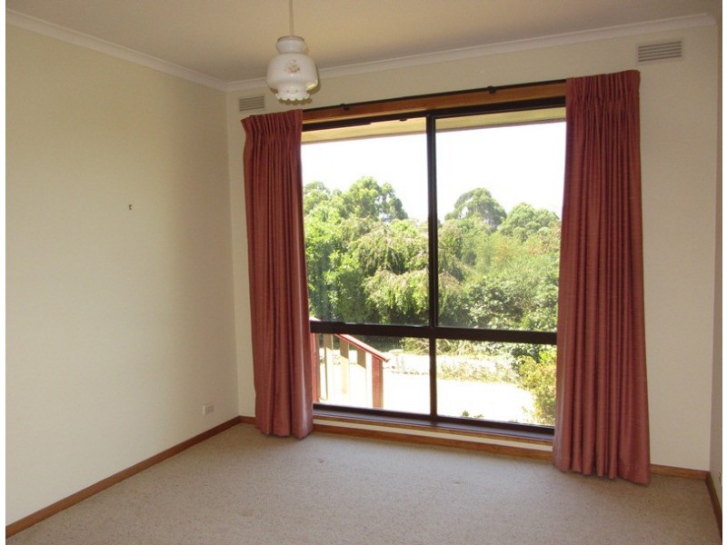 40 Lovell Drive, Warragul VIC 3820