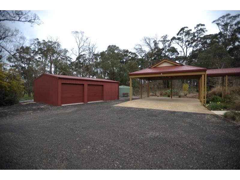 74 Streitbergs Road, Darnum VIC 3822