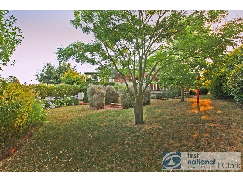 7 Hakea Court, Drouin VIC 3818