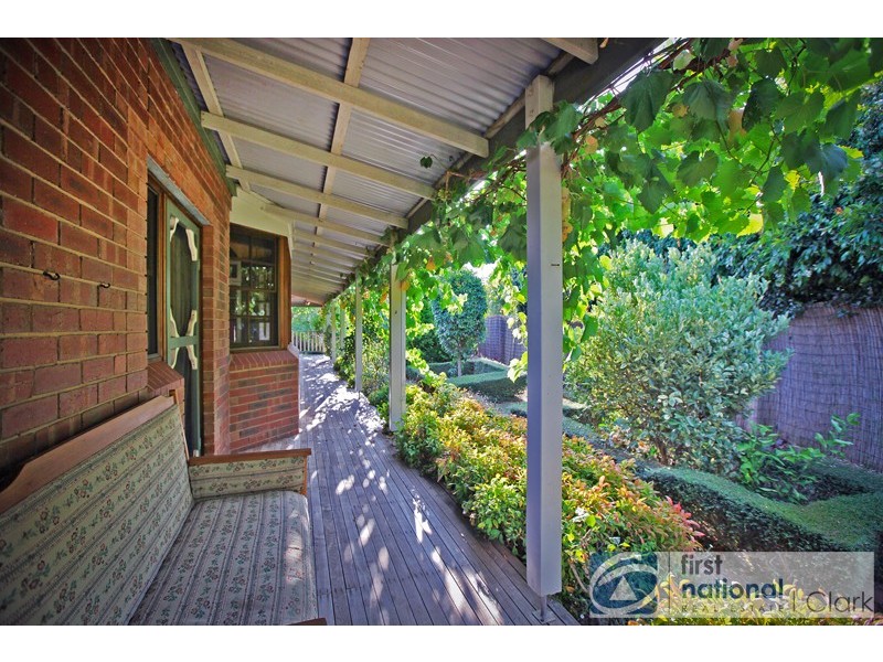 7 Hakea Court, Drouin VIC 3818