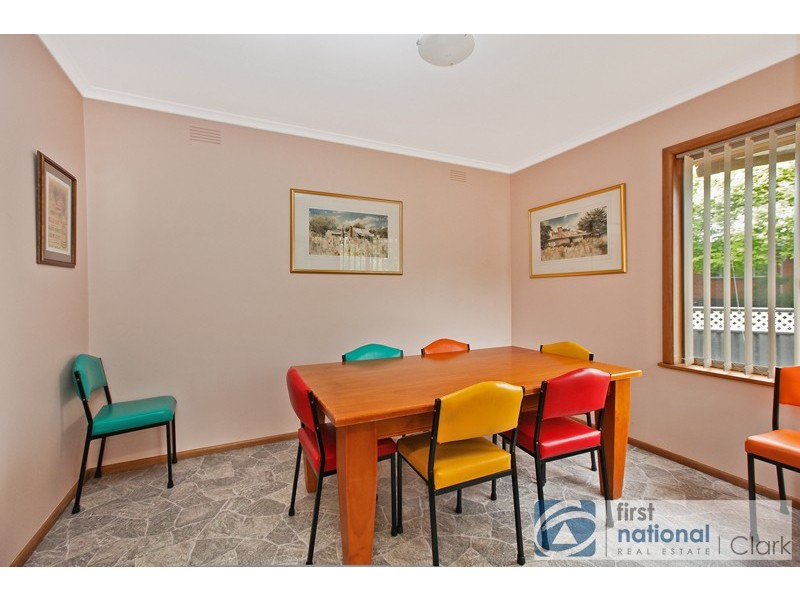 16 Sinclair Street, Warragul VIC 3820