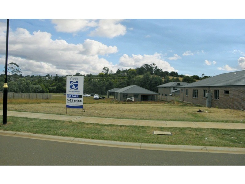 9 Kensington Drive, Warragul VIC 3820