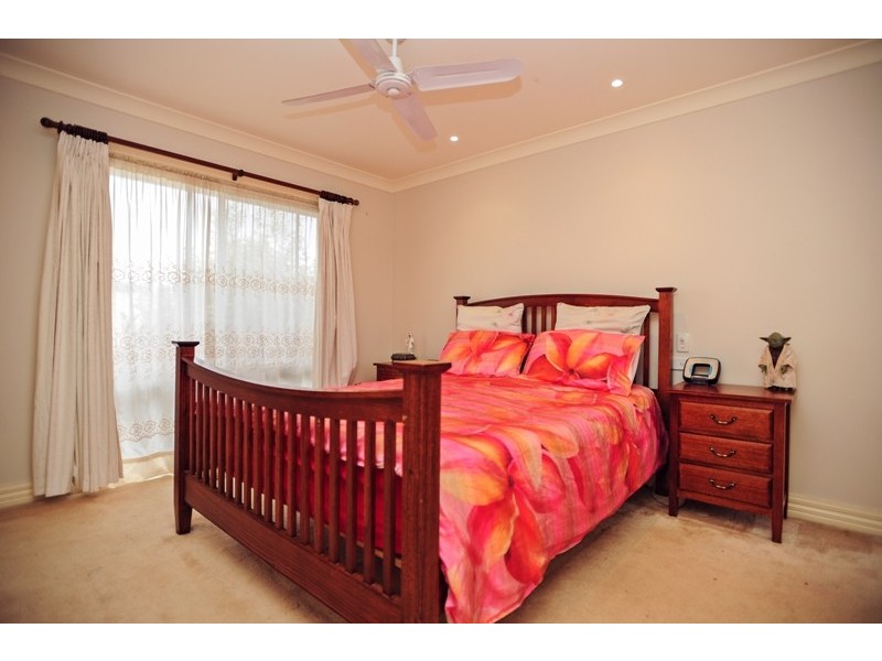 98 Stoddarts Road, Warragul VIC 3820