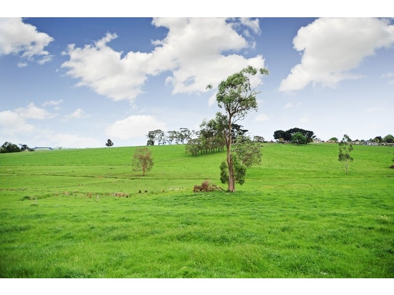 98 Stoddarts Road, Warragul VIC 3820