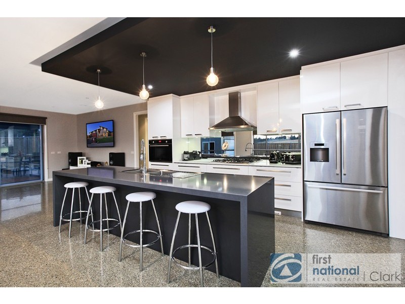 4 Hawkesburn Court, Warragul VIC 3820