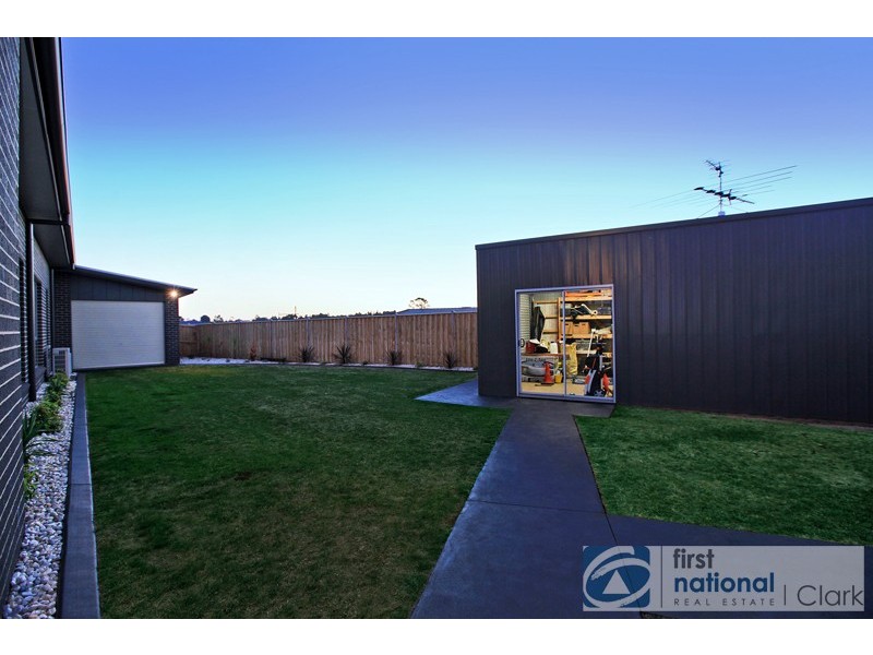 4 Hawkesburn Court, Warragul VIC 3820