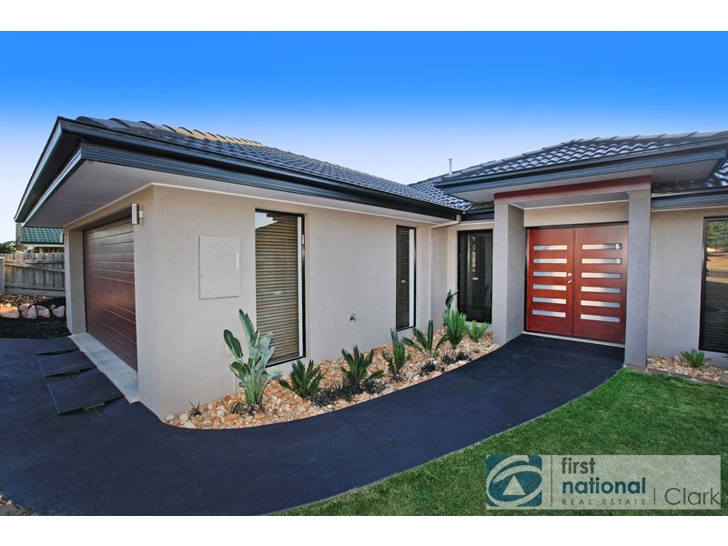 17 Willow Crescent, Warragul VIC 3820