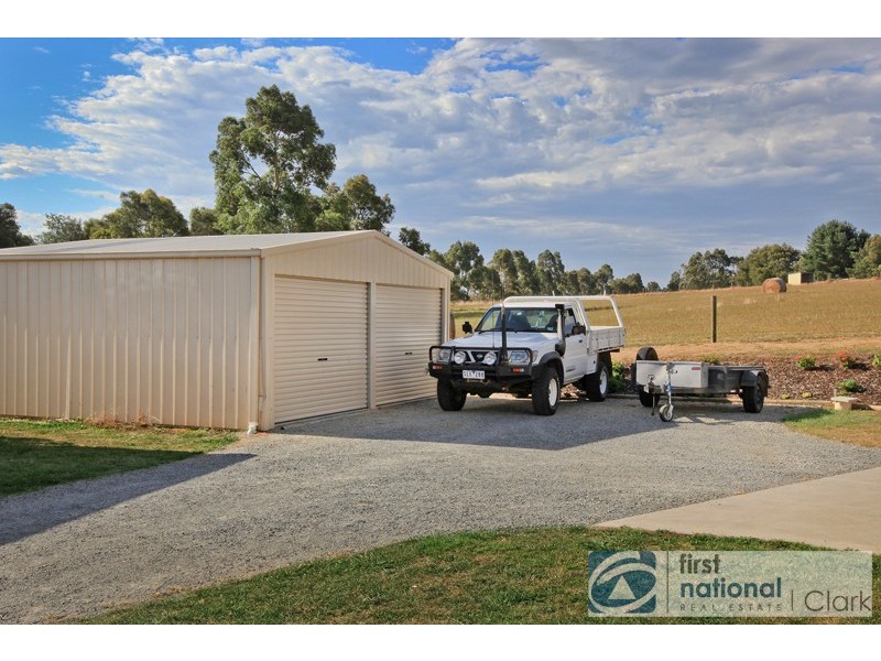 11 Golfview Court, Drouin VIC 3818