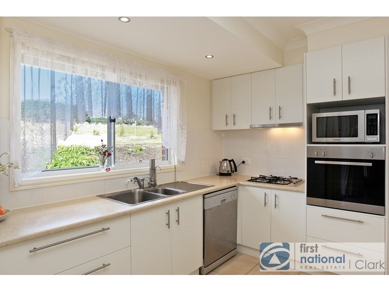 11 Golfview Court, Drouin VIC 3818