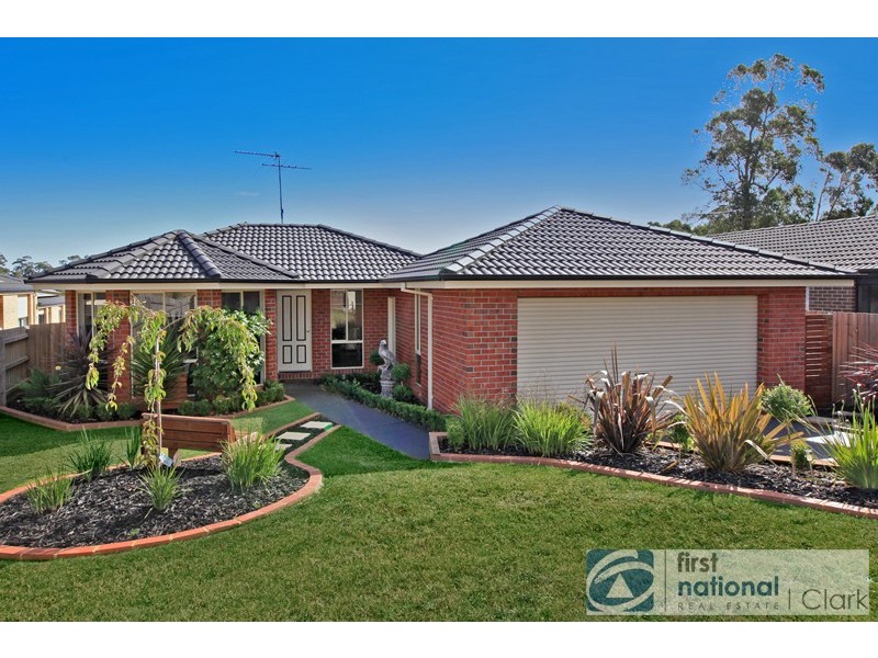 12 Palm Square, Drouin VIC 3818