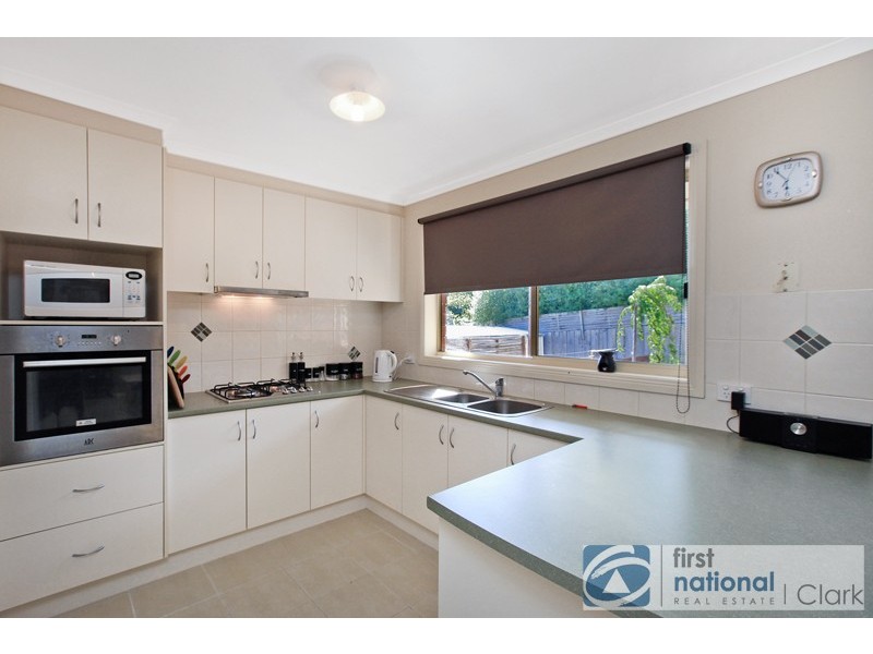 12 Palm Square, Drouin VIC 3818