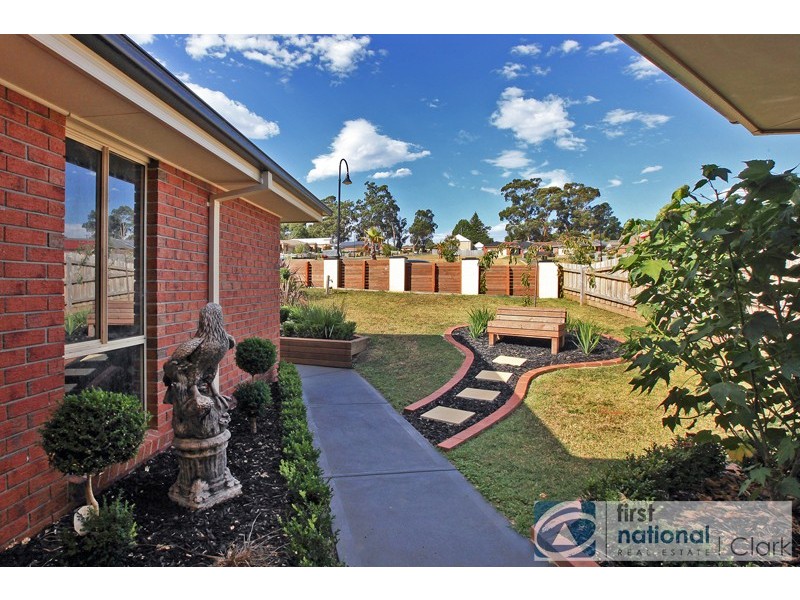 12 Palm Square, Drouin VIC 3818