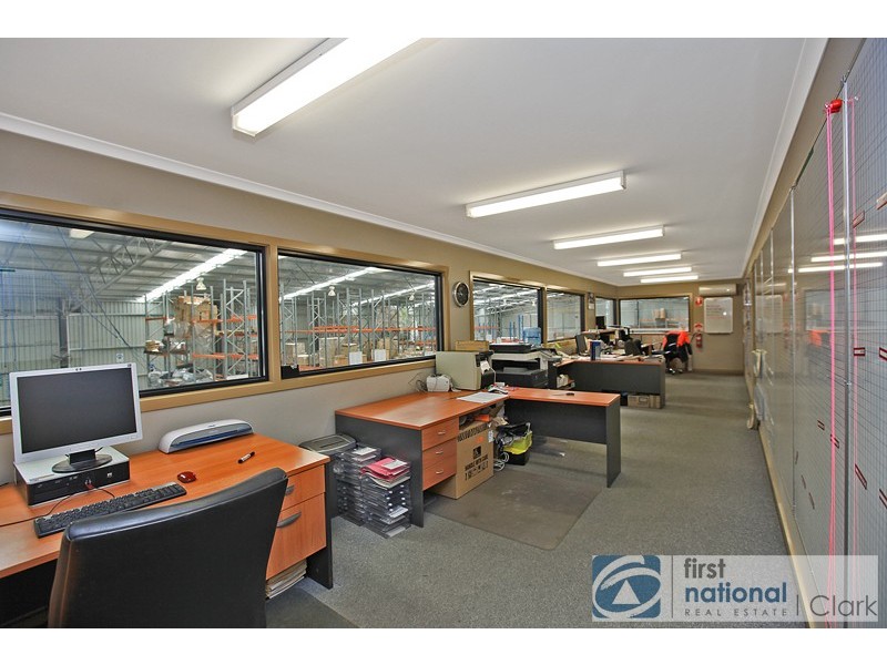 68 Weerong Road, Drouin VIC 3818