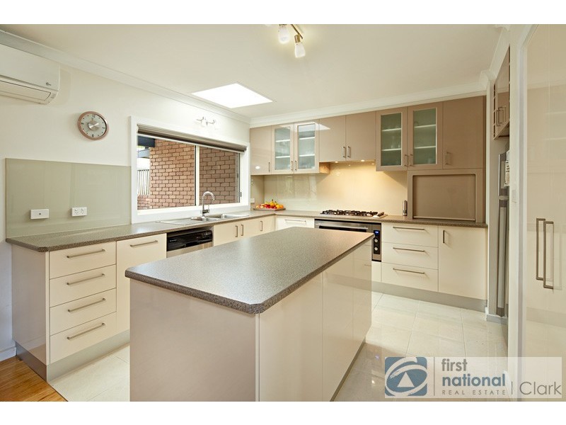 17 Elizabeth Street, Warragul VIC 3820