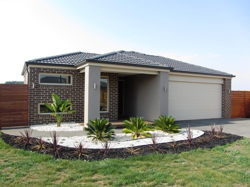 8 Armadale Drive, Warragul VIC 3820