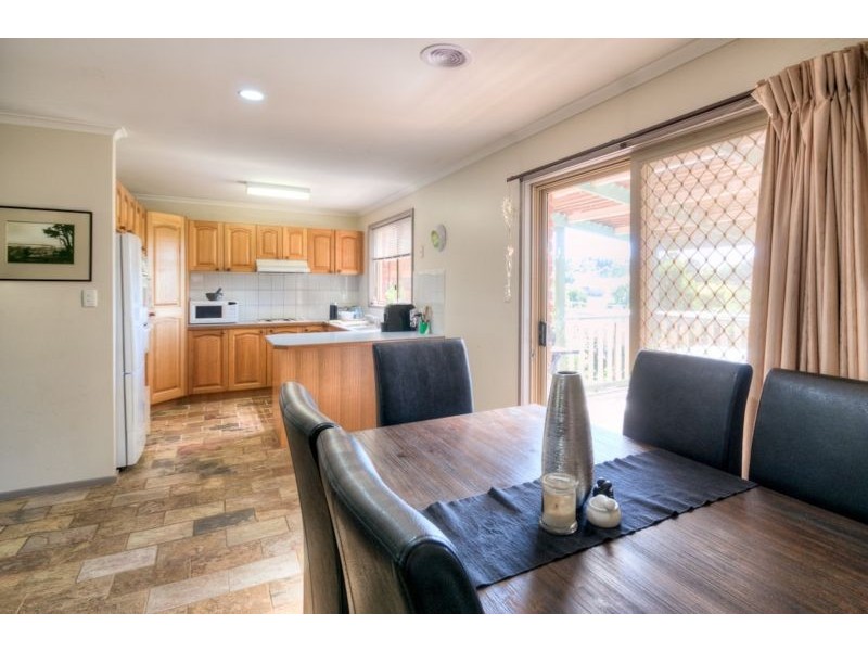 26 Waratah Drive, Warragul VIC 3820