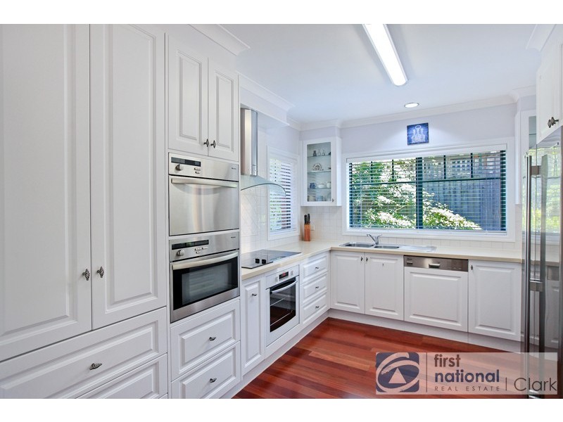 6 Willow Crescent, Warragul VIC 3820