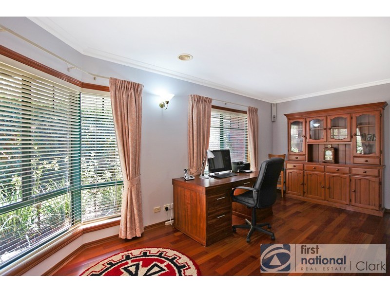 6 Willow Crescent, Warragul VIC 3820