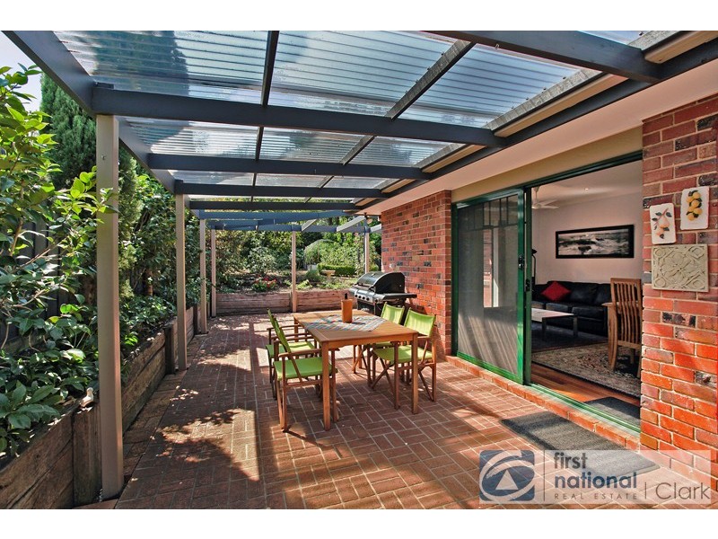 6 Willow Crescent, Warragul VIC 3820