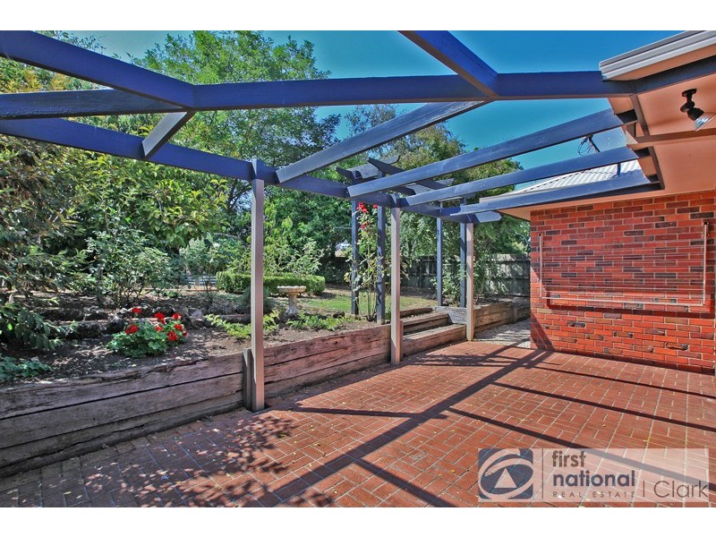 6 Willow Crescent, Warragul VIC 3820