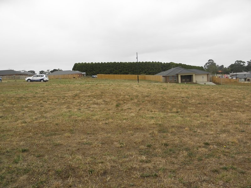 Lot 1820,  Bexley Boulevard, Drouin VIC 3818