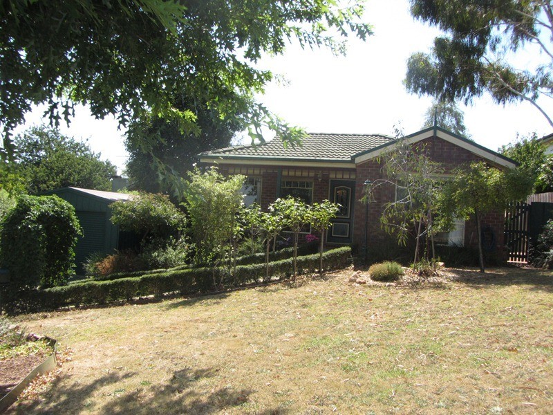 15 Armstrong Avenue, Drouin VIC 3818