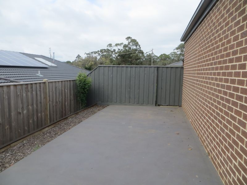 15 Sandstock Drive, Warragul VIC 3820