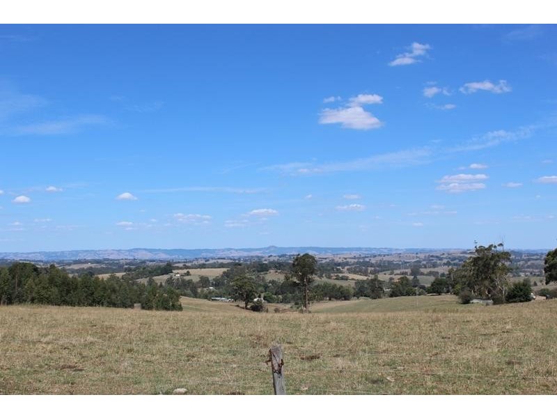 1070 Jacksons Track, Jindivick VIC 3818