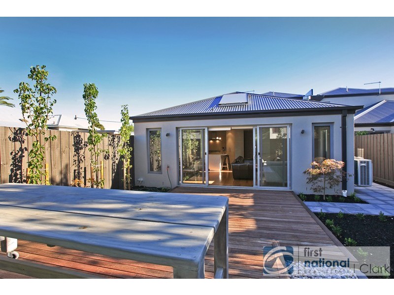 23 Caton Street, Warragul VIC 3820