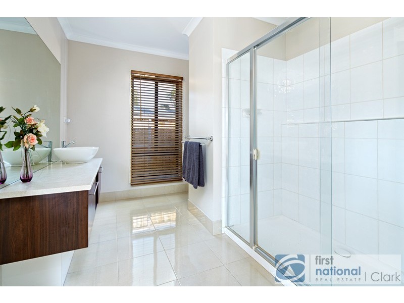 16 Durling Close, Yarragon VIC 3823