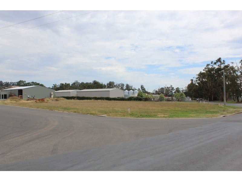 Lot 2,  Weerong Road, Drouin VIC 3818