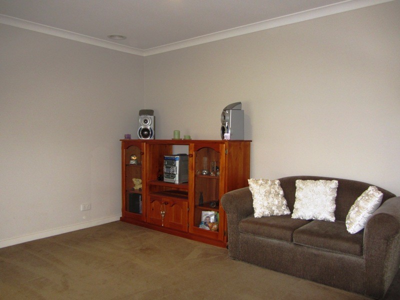 3 Isabella Court, Drouin VIC 3818