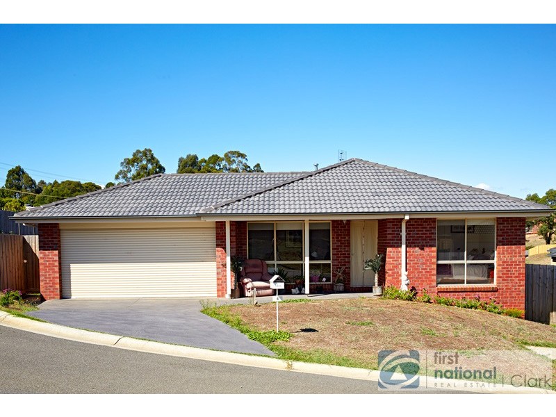 4 Sturt Place, Warragul VIC 3820