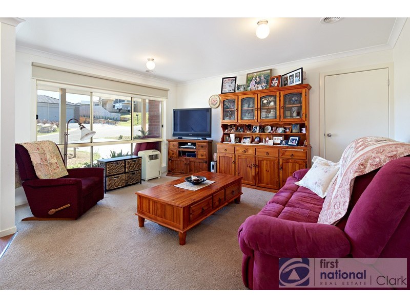 4 Sturt Place, Warragul VIC 3820