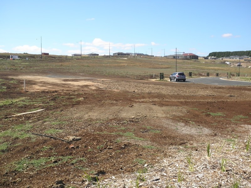 Lot 501,  Waterview Close, Drouin VIC 3818