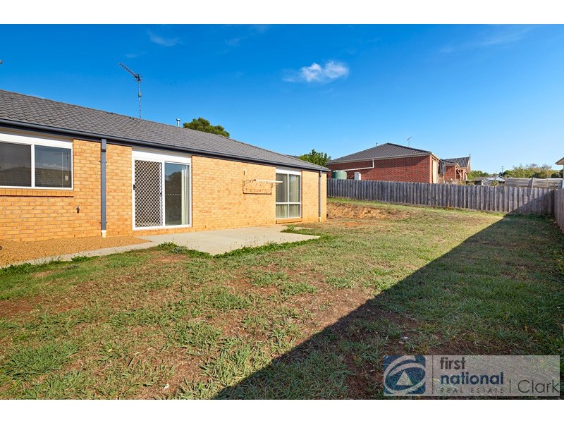 6 Oxley Place, Warragul VIC 3820