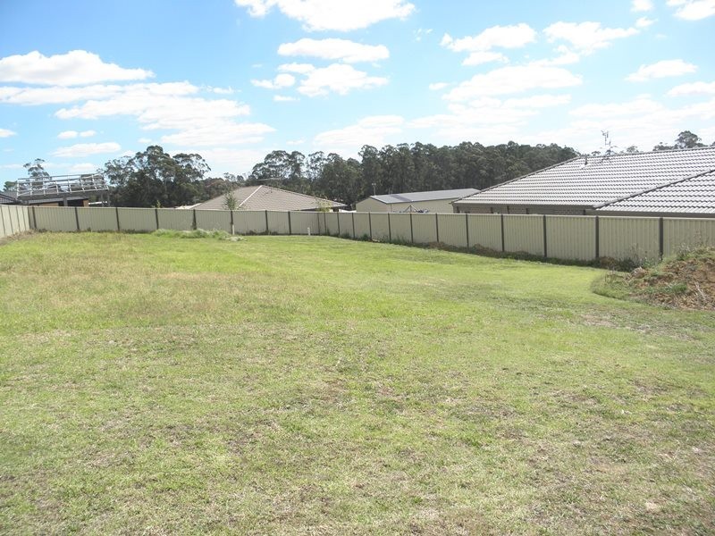 14 Mineral Court, Drouin VIC 3818