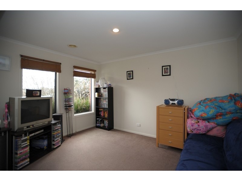 4 Toorongo Street, Drouin VIC 3818