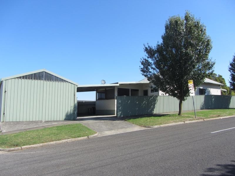 84 Victoria Street, Warragul VIC 3820