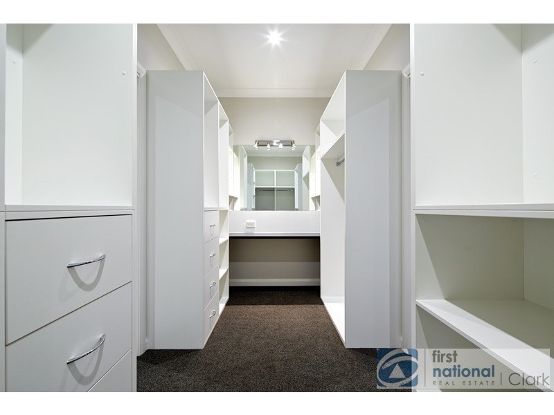 13 Kensington Drive, Warragul VIC 3820