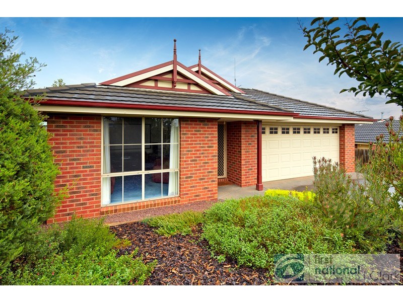 1 Cameron Court, Drouin VIC 3818