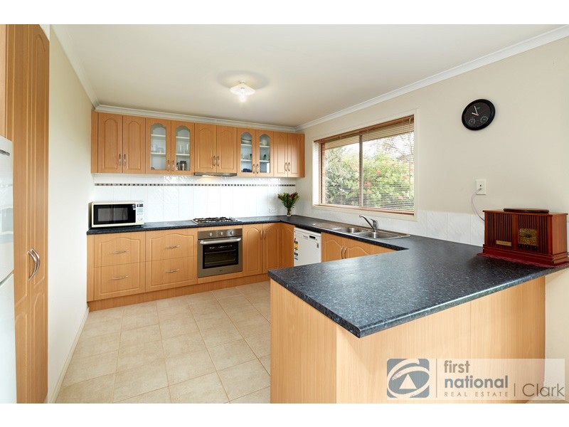 1 Cameron Court, Drouin VIC 3818
