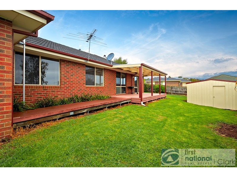 1 Cameron Court, Drouin VIC 3818