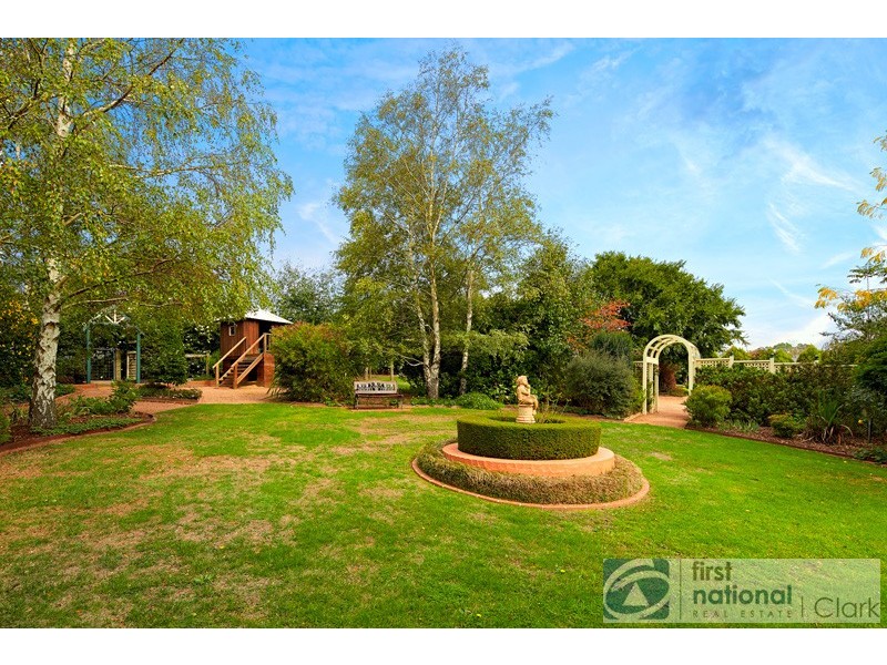 15 Moroka Drive, Warragul VIC 3820