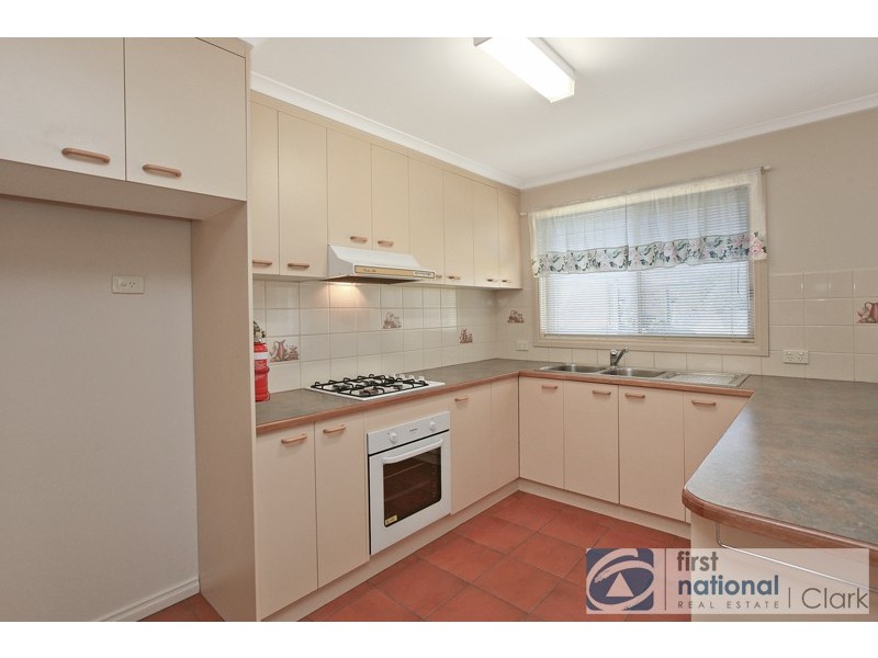1/19 Janette Close, Warragul VIC 3820