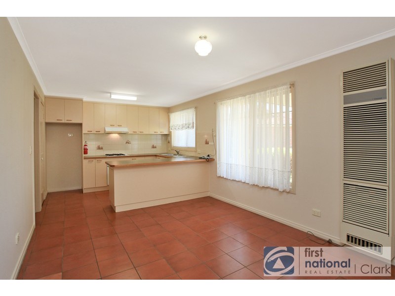 1/19 Janette Close, Warragul VIC 3820