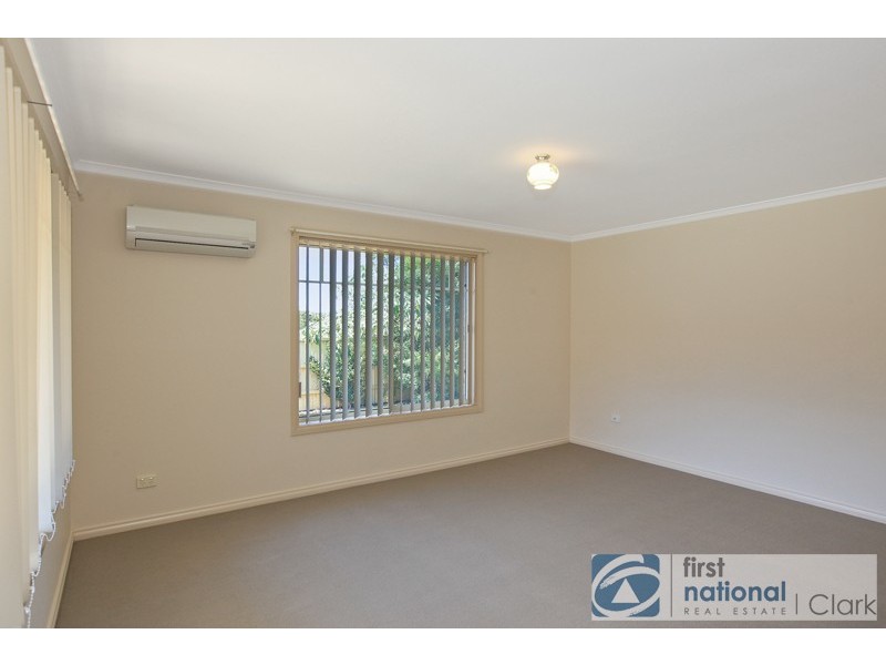 1/19 Janette Close, Warragul VIC 3820